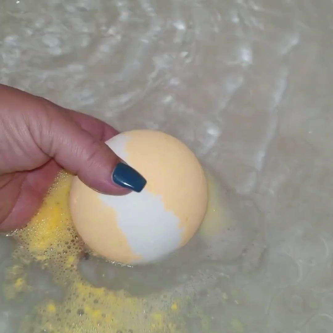 Endless Energy Explosion "MONDO" Jewelry Bath Bomb (Pineapple / Citrus)